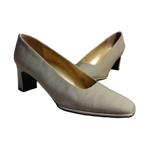 VTG 90s Stuart Weitzman Taupe Textured Square Toe Block Pumps Size 8.5 - Picture 14 of 14